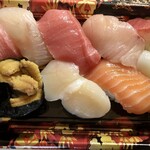 角上魚類 - 「にぎり寿司 10貫」(1450円)