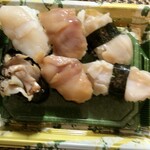 角上魚類 - 「寿司(貝詰め合わせ)」(650円)