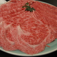 人形町今半 新宿第一生命ビル店 - お肉登場