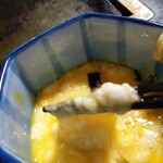 お好焼 七ふく - 山芋とろろに生卵を溶いて、お好みで醤油を垂らしていただきます