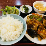 中華料理餃子の屋台 - 