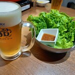 Yakiniku No Watami - サンチュ&ビール