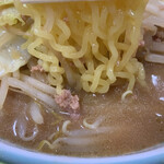 Nakamiso - ちぢれ麺が特徴