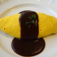 厳選洋食さくらい - オムライス デミグラスソース ハーフ