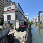 Nayabashi Chuuka Yujenzu Kicchin - 堀川沿いのテラス席も良さそう