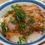 海鮮丼 角島 魚心 - 