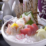 Three types of sashimi platter "Aya"