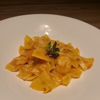 アンジェロ - 小エビと白菜のトマトクリーム（ファルファーレ）