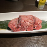 Sumibiyakiniku Hiyoriya - 