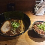 麺や 幸村 - ランチB(魚介豚骨ラーメン+チャーシュー丼・税込950円)