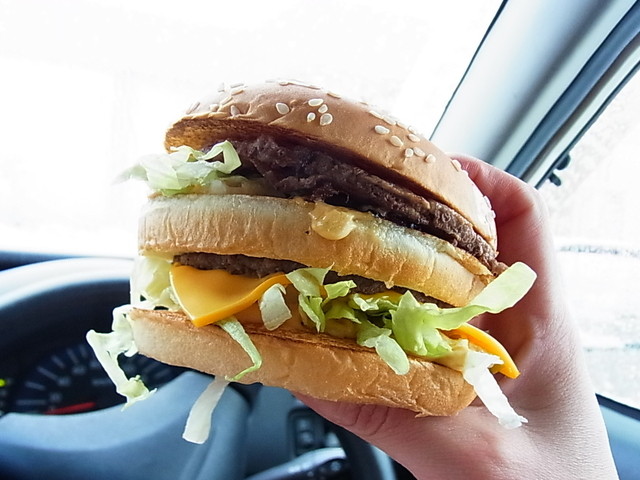 マクドナルド 298花巻店 - 花巻（ハンバーガー）の写真