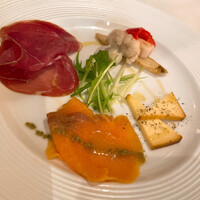 24/7 restaurant - 