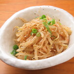 spicy bean sprouts