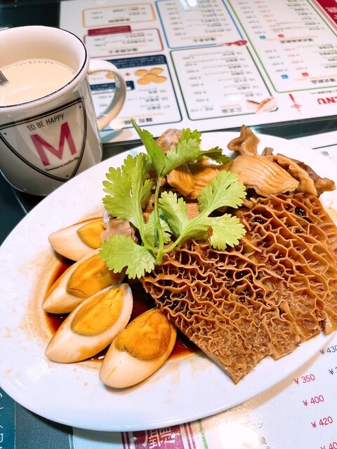 再訪】香港生まれのオーナーが現地のスタイルで営業』by 食いしんこの