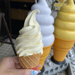呼子プレス商会 - 加部島の甘夏ソフトクリーム