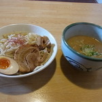 江刺家 五大 - 魚介醤油つけ麺 特濃　『沼』800円♪