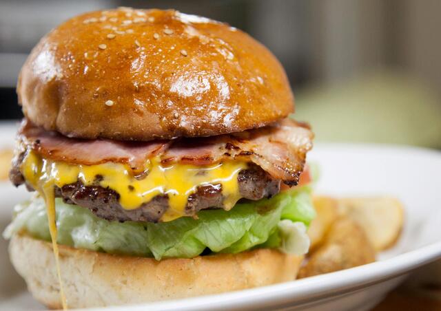 MOOSE HILLS BURGER, Minamitsuru-gun, Japan