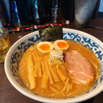 九段 斑鳩 市ヶ谷本店 - 濃厚煮玉子ラーメン