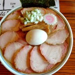 きく屋 - 数量限定のチャーシューメン大盛＋煮玉子！