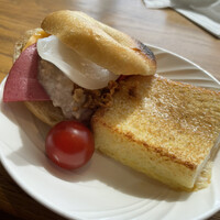 MIDO RESTAURANT PIC NIKA - 