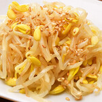 Bean sprouts namul