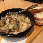 まるわ - 海鮮のアヒージョ