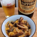 大衆酒場 かど鈴 - キノコと玉子の中華炒め250円（白板メニュー）