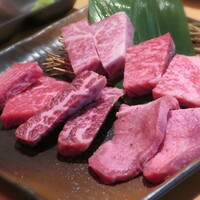 近江うし焼肉 にくTATSU 銀座店 - 