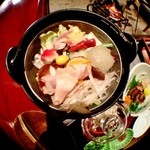 本家伴久 - 鍋物（山の幸コラーゲン鍋）(2013.Feb)