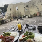 PLUS-1  CAFE  GARDEN - 