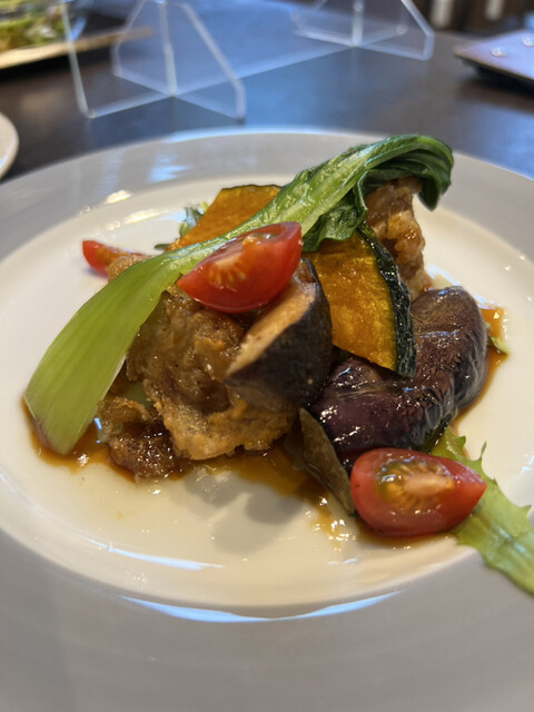 花一華（ハナイチゲ）- 弘前の日本料理店 千年