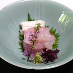 山ばな平八茶屋 - 若狭懐石：ぐじ向付（ぐじの一汐造り、うど）