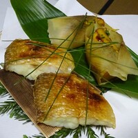 山ばな平八茶屋 - 若狭懐石：焼肴（ぐじの若狭焼、筍の包み焼き）