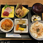 庄屋 鶴岡站前店 - 松花堂弁当
