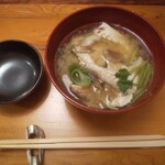 鮨処いちい - 平目あら汁