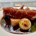 熱香森 - 酢豚と付け合わせのペコルス、山芋など。