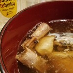 出羽鮨 - エビ頭汁。