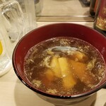 出羽鮨 - エビ頭汁。