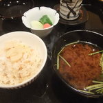 壽山 - 赤出汁も美味しくて大満足