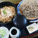 和寒雪割そば - 蕎麦・かつ丼セット（コーヒー付き）1100円＋そば大盛り150円