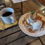 カフェ　アインシュタイン - 