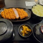 キセキ食堂 - 上キセキカツ定食1590円