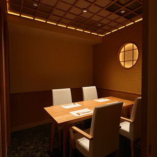 [Private rooms available] Relax in a Japanese space with the warmth of wood, a blissful moment