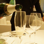 ラシェリール - 素敵なマダムがサーブしてくださいます。