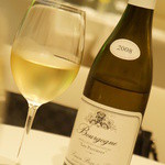ラシェリール - 2008 Bourgogne "Les Perrierres”　Simon Bize & Fils（1500円）
      