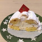 パティスリー ボンヌ ノノ - カーディナルシュニッテンカスタード