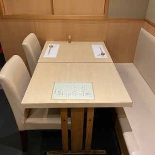 テーブル席例3
