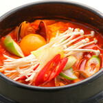 海鲜Sundubu jjigae