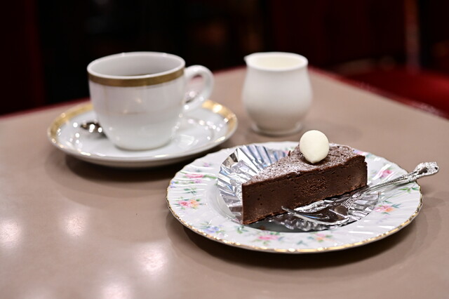 Hakushaku Sugamo Ten photo 2