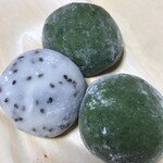 菓々子 - 料理写真:よもぎ大福  ごま大福